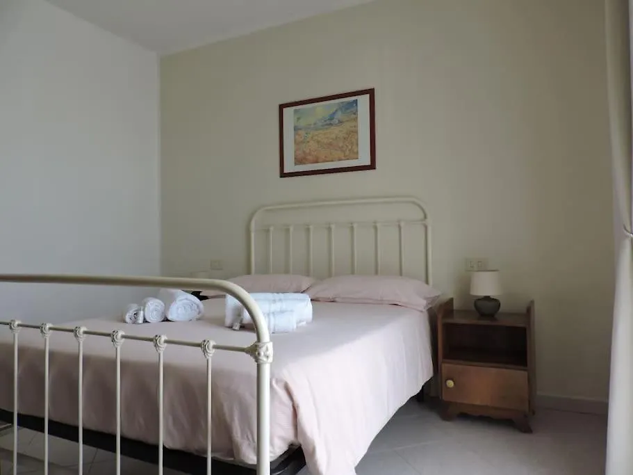Casa Vacanze La Cicala Pontremoli Italy